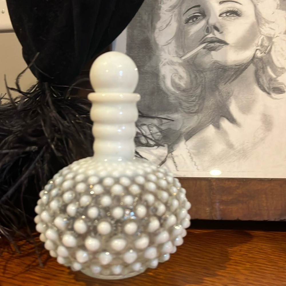 Vintage Fenton?  No stamp.  Wesley hobnail white opalescent glass bottle.